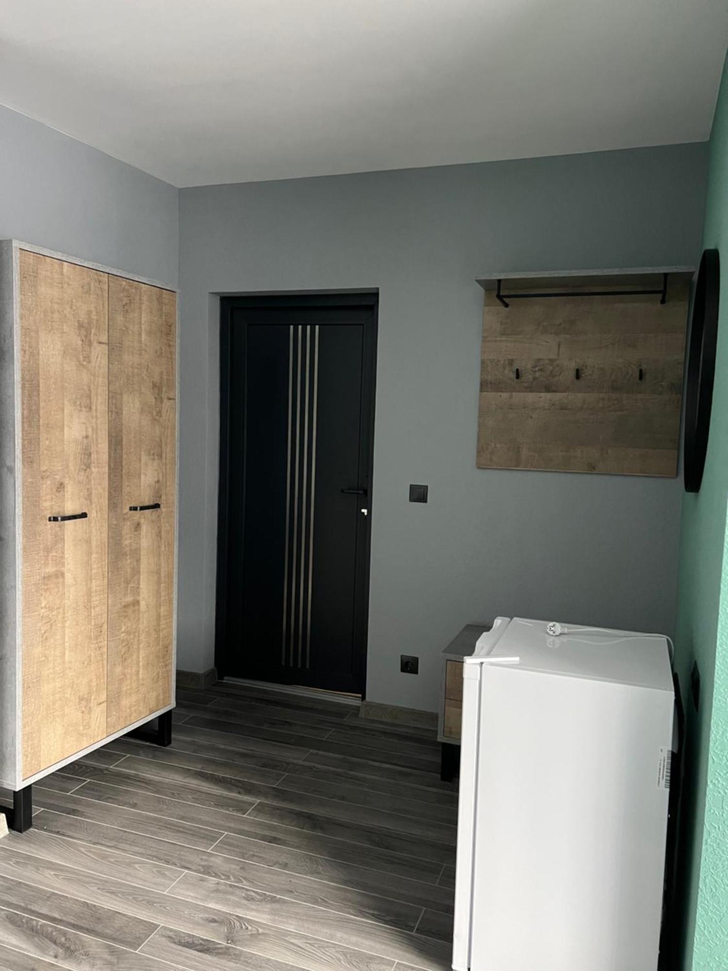 Hotel Menchul Rakhiv Bagian luar foto